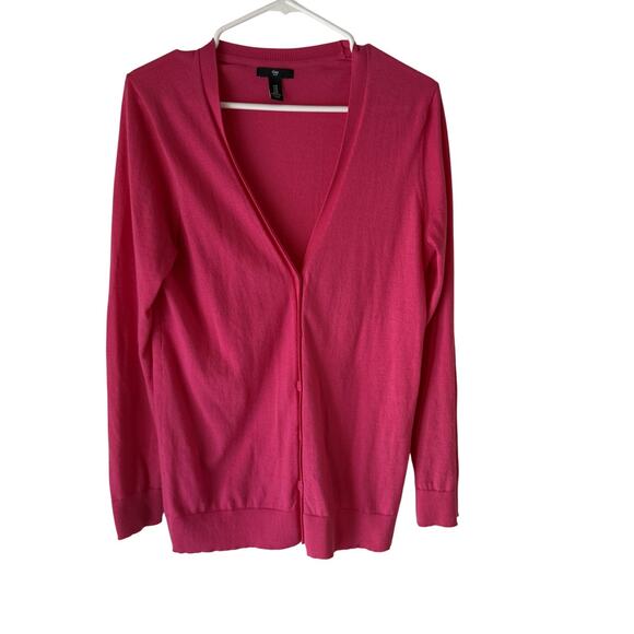 GAP Sweaters - Gap Cardigan Sweater Women Medium Pink Button Front Long Sleeve Preppy Old Money
